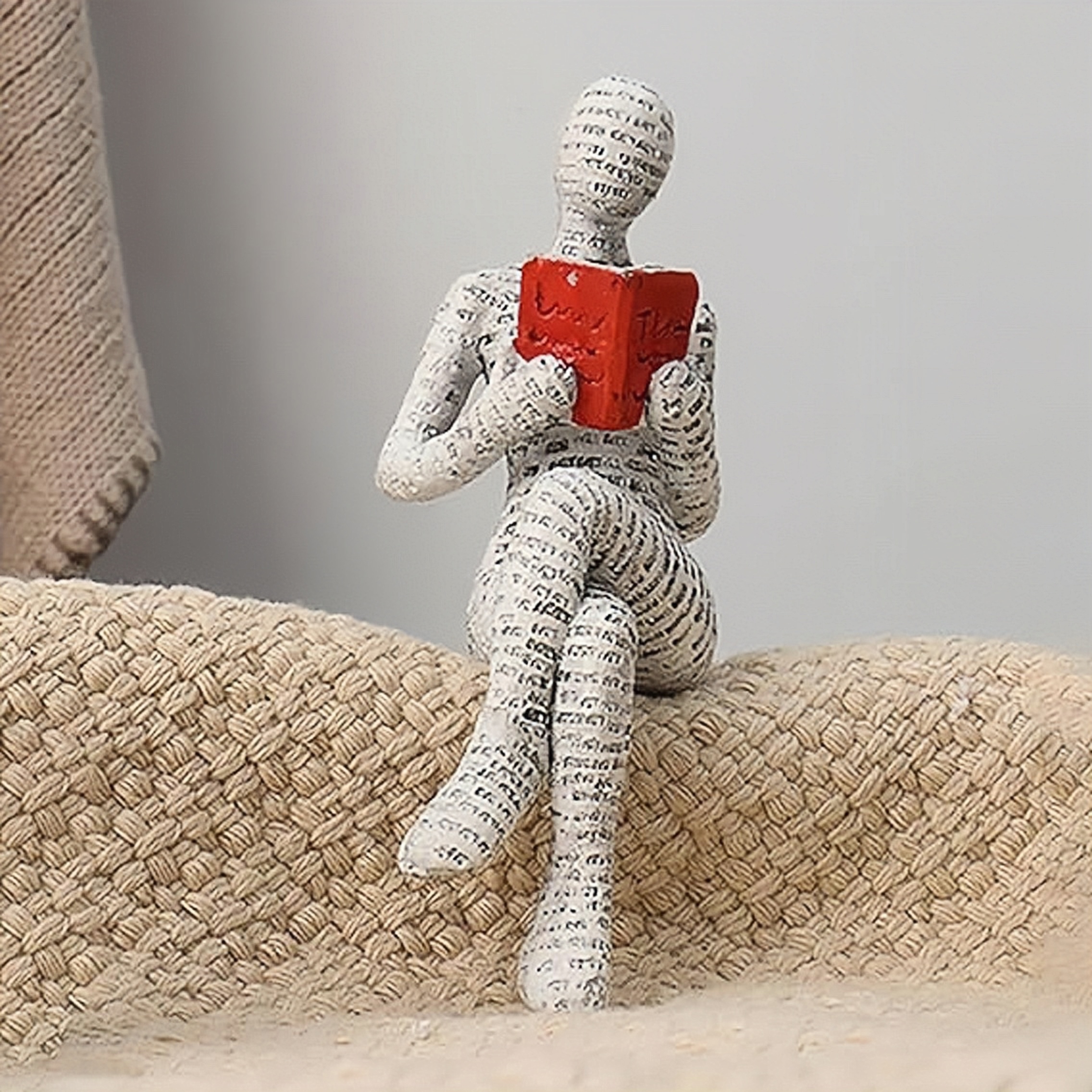 1Pc, Reading Paper Pulp Woman  - Office Furniture Brand บทวิจารณ์และราคา